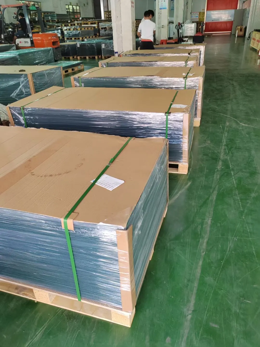 Plastic sheet products prepared for export packing