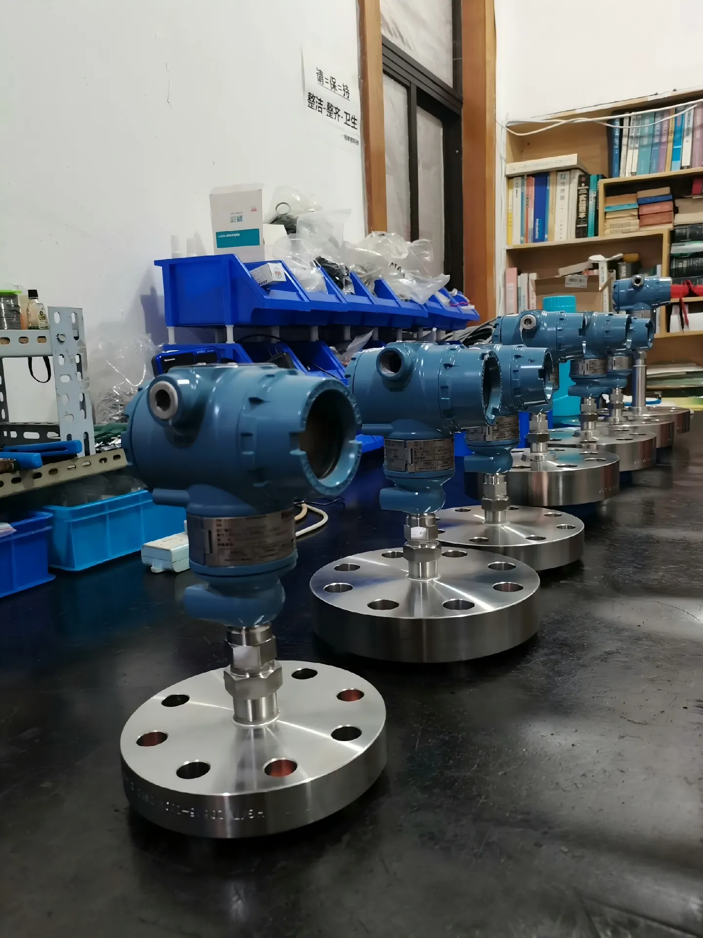 Industrial instruments supplier and cargo coordination example