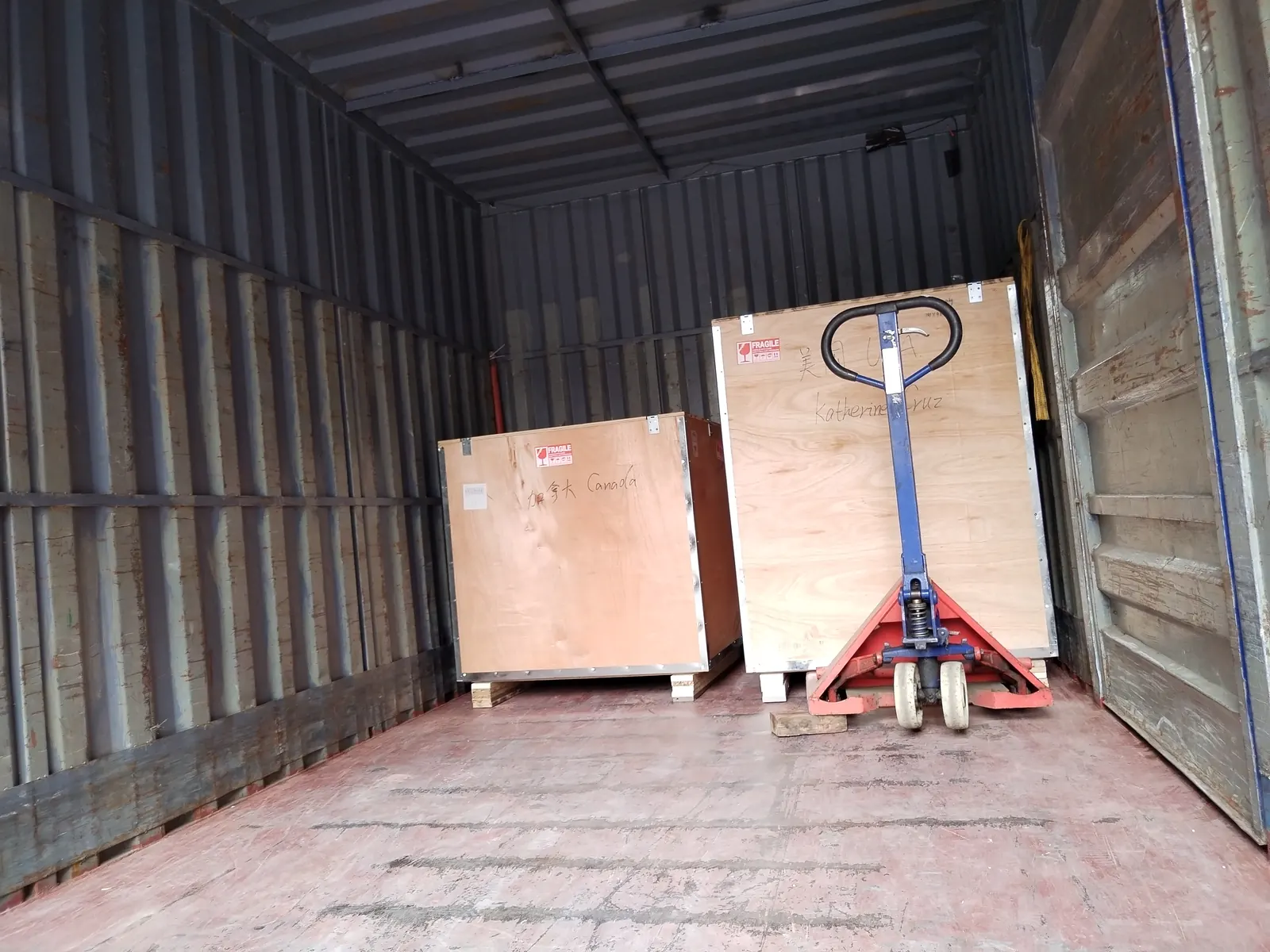 Solar and energy equipment supplier and cargo coordination example